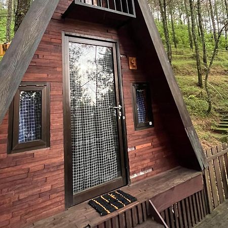 Alas Pacet By Twospaces, Mojokerto Екстер'єр фото