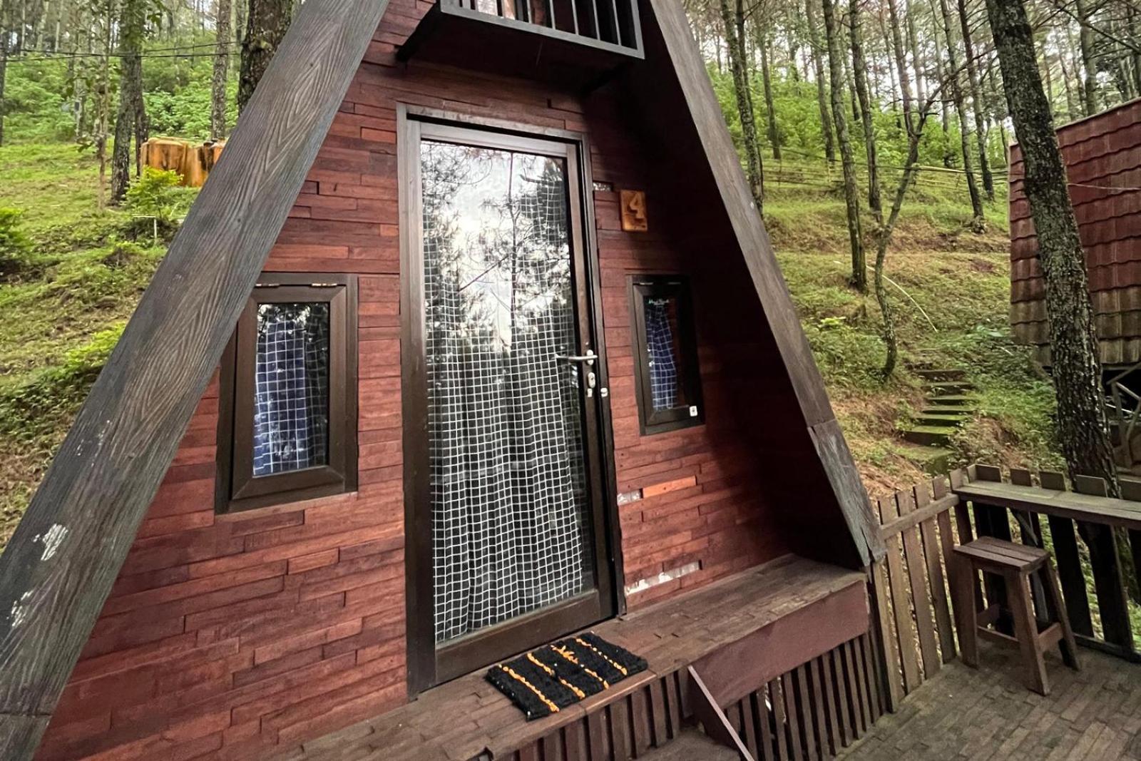 Alas Pacet By Twospaces, Mojokerto Екстер'єр фото
