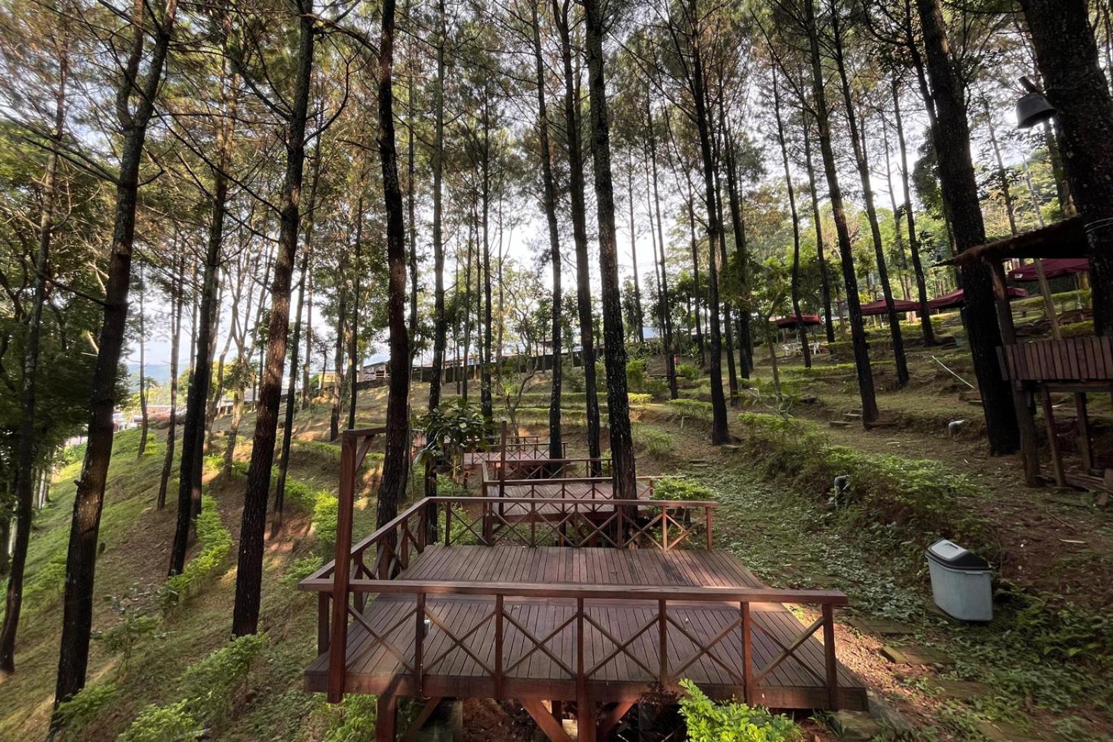 Alas Pacet By Twospaces, Mojokerto Екстер'єр фото