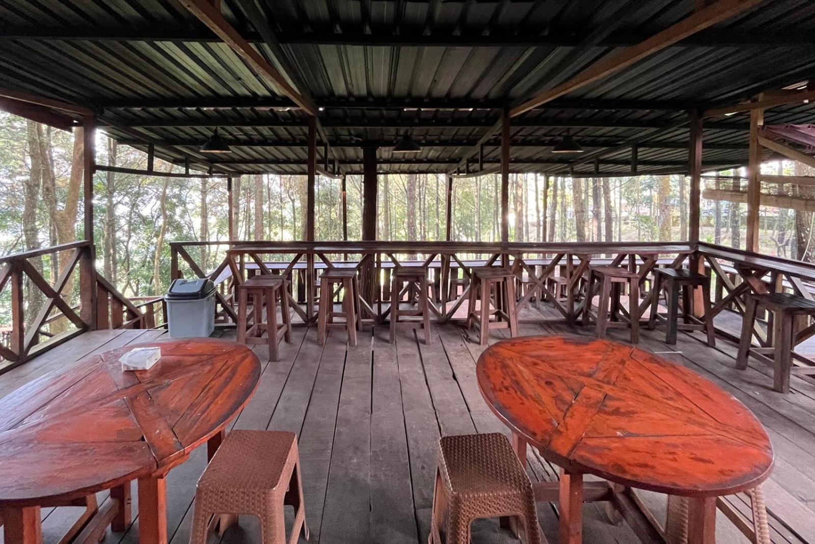 Alas Pacet By Twospaces, Mojokerto Екстер'єр фото